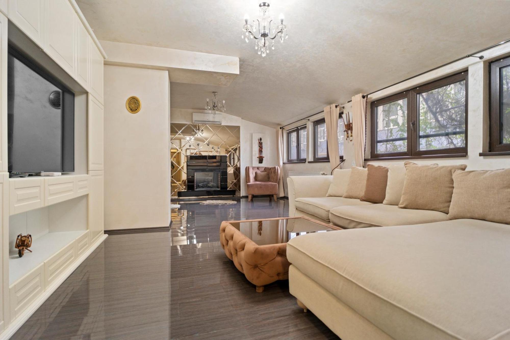 Apartment Classic Luxury At Mall Bucharest